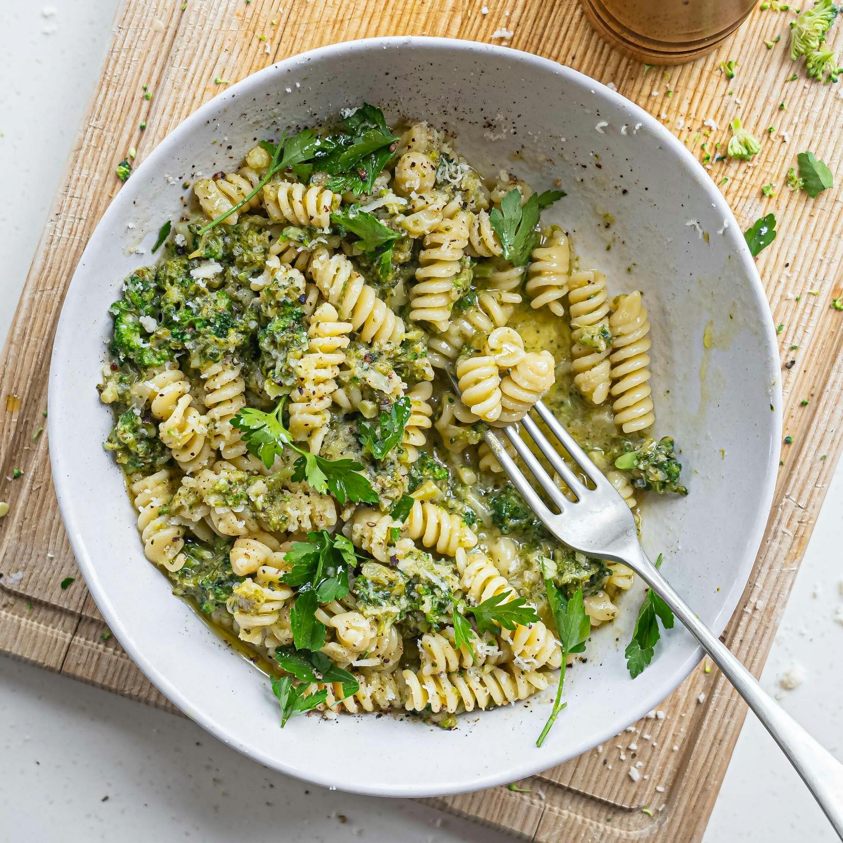 Melted Broccoli Anchovy Pasta