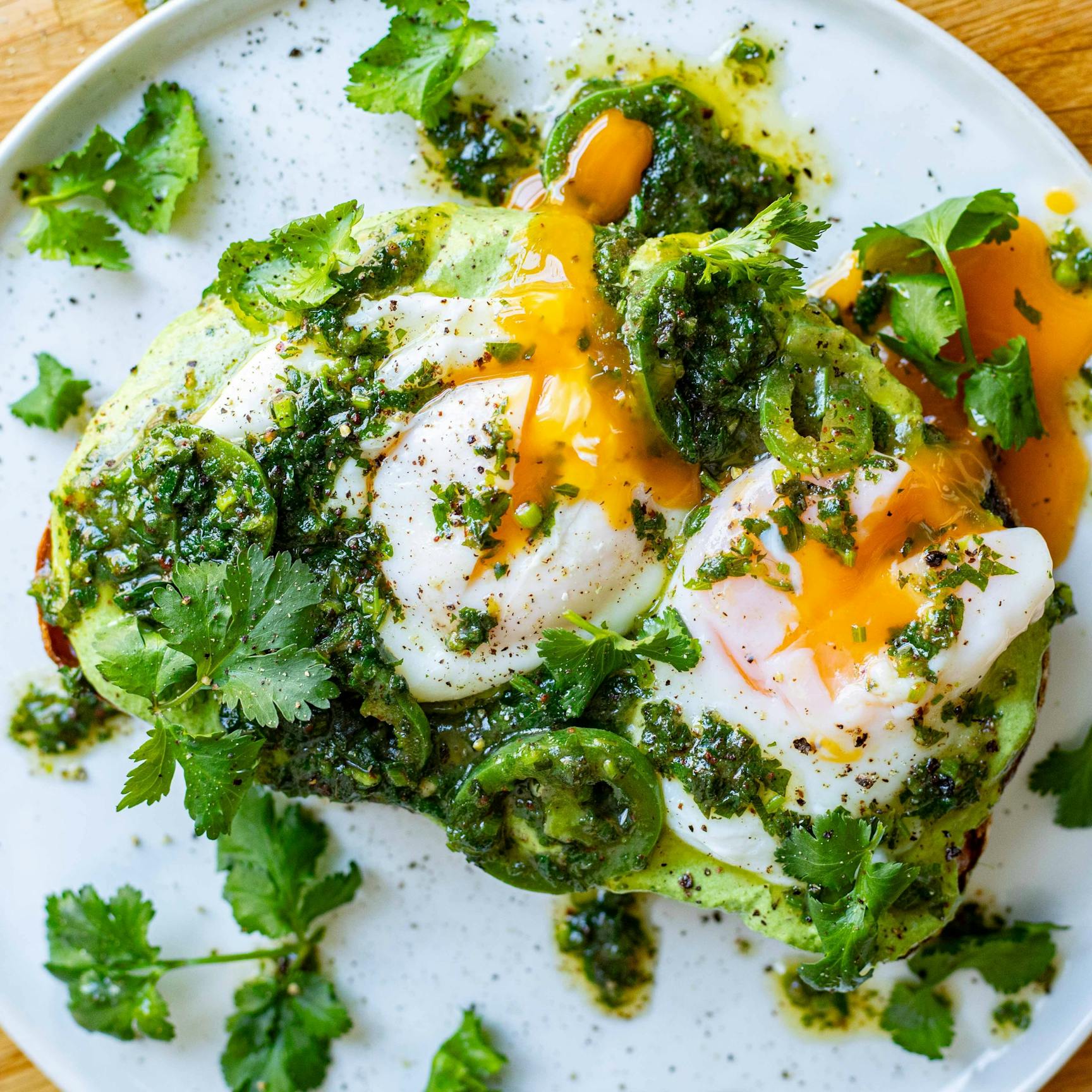 Poached Eggs With Green Chilli Butter Recipe