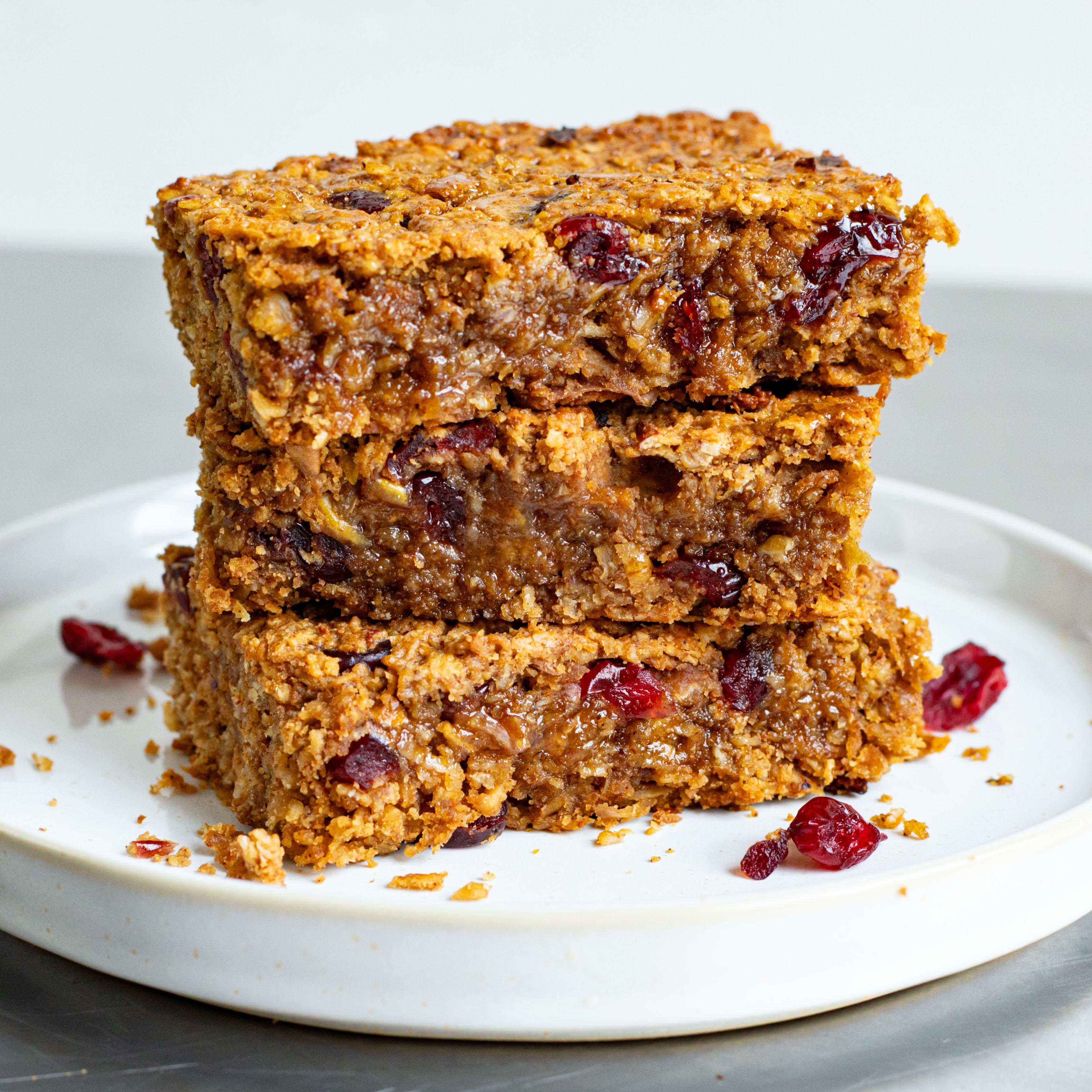 Chewy Apple Oat Almond Bars
