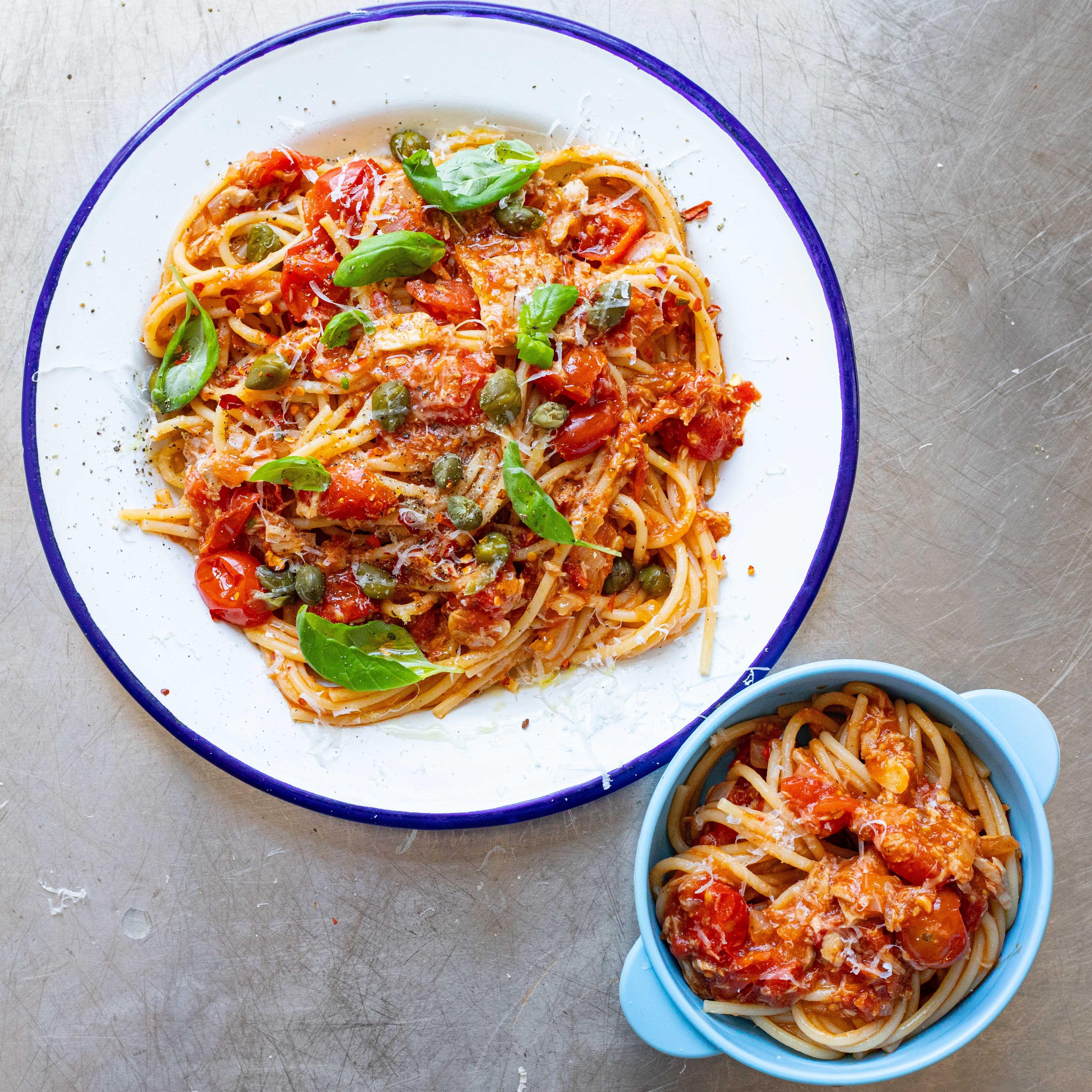 Tuna ragu cherry tomato pasta