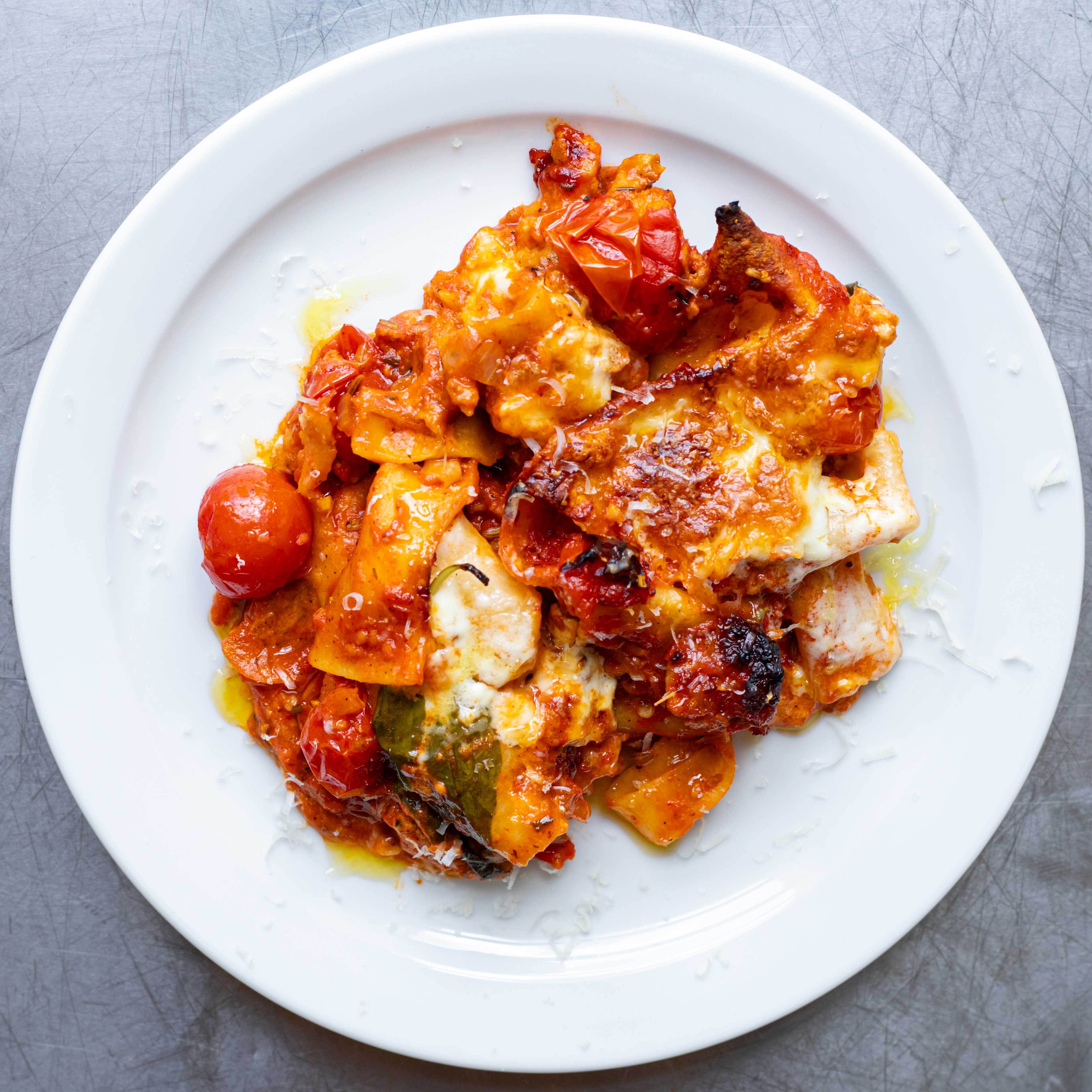 One Pan Sausage and Roasted Pepper Lasagne