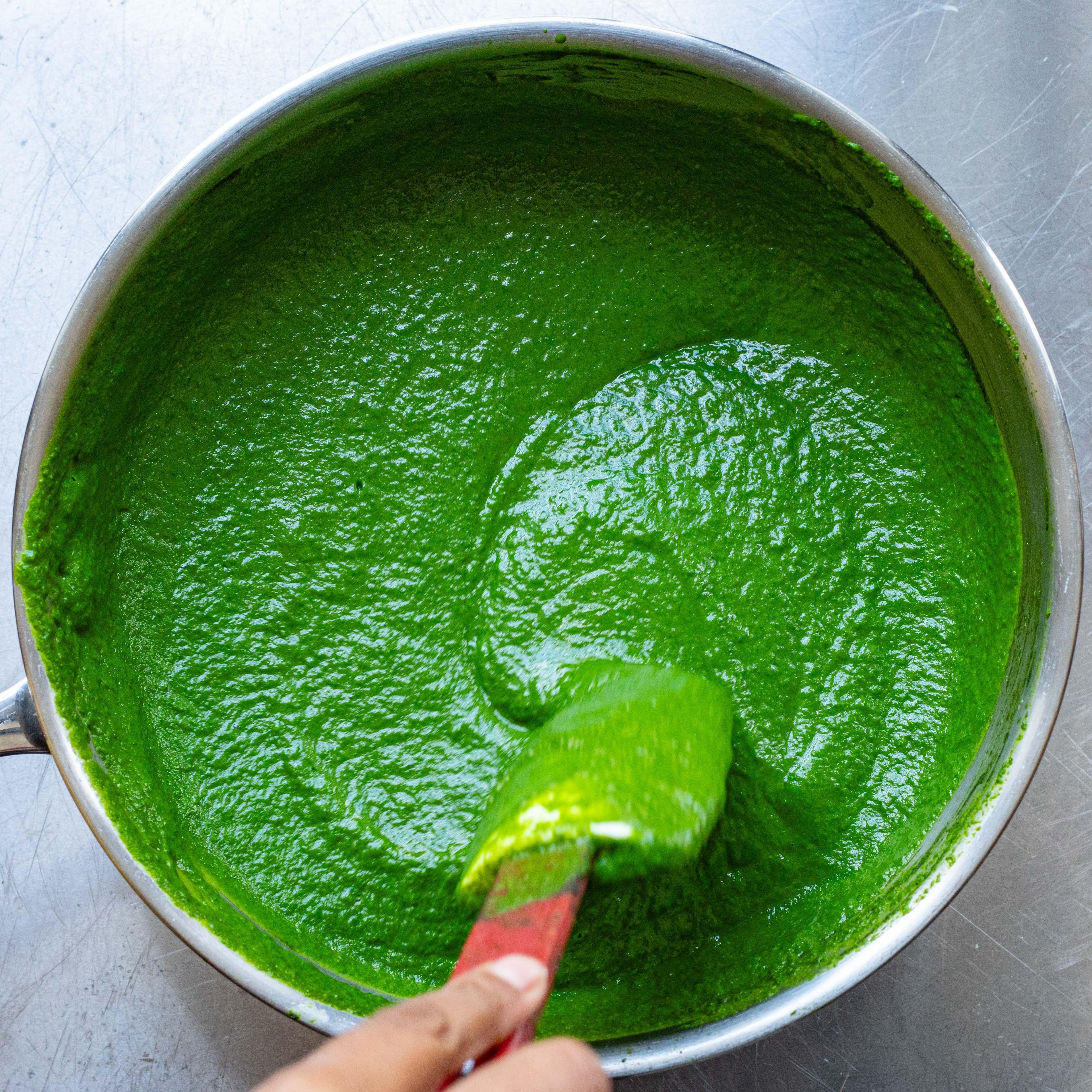 Super Greens Garlic Sauce