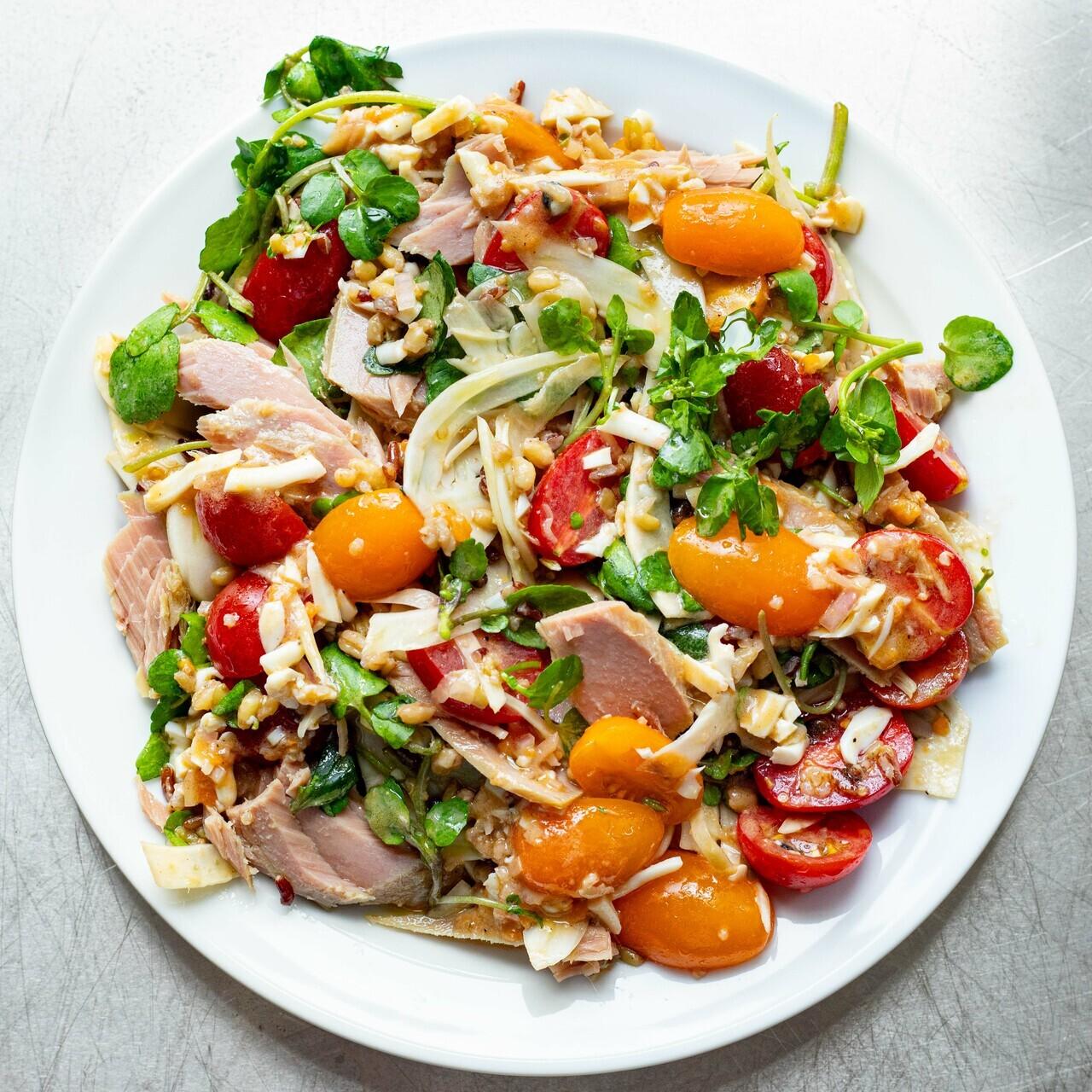 Tuna Egg Tomato Salad